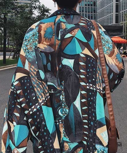 MGV（エムジーヴィー）の「【MGV】ヴィンテージ風プリントオーバーサイズシャツ（シャツ/ブラウス・メンズ・ブルー/グリーン・LARGE/X-LARGE/XX-LARGE/MEDIUM）」の7枚目の写真