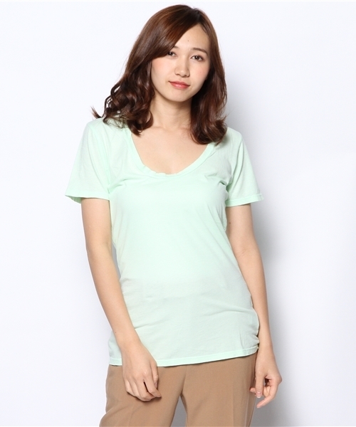 DouDou（ドゥドゥ）の「【GROCERIES】TシャツBEE（Tシャツ/カットソー・レディース・グリーン/イエロー/ブラック/ピンク/サックスブルー/ホワイト・FREE）」の3枚目の写真