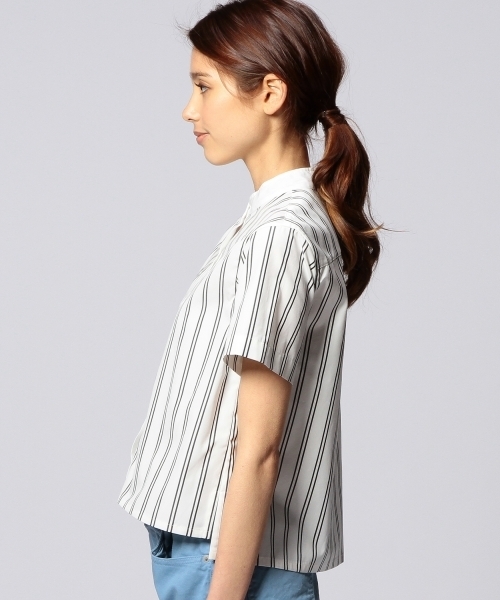 UNITED ARROWS(ユナイテッドアローズ)の「UAW C ストライプ バンドカラー シャツ ◆(シャツ/ブラウス・レディース・ホワイト/ナチュラル/ブラック/ライトブルー・フリー)」の5枚目の写真