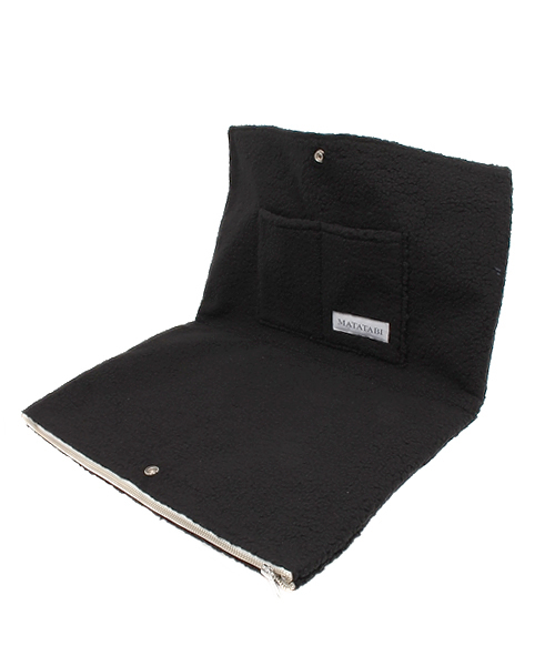 Ray BEAMS（レイビームス）の「◎MATATABI / "NYC" ボア クラッチバッグ（クラッチバッグ・レディース・オフホワイト/ブラック・ONE SIZE）」の7枚目の写真