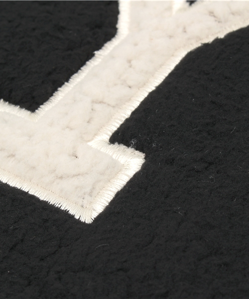 Ray BEAMS（レイビームス）の「◎MATATABI / "NYC" ボア クラッチバッグ（クラッチバッグ・レディース・オフホワイト/ブラック・ONE SIZE）」の18枚目の写真