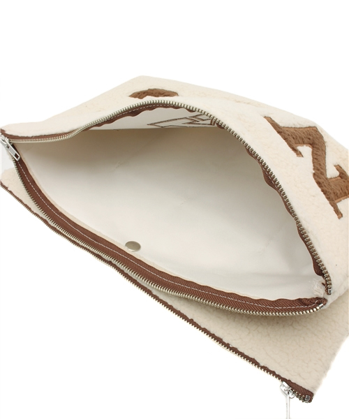 Ray BEAMS（レイビームス）の「◎MATATABI / "NYC" ボア クラッチバッグ（クラッチバッグ・レディース・オフホワイト/ブラック・ONE SIZE）」の19枚目の写真