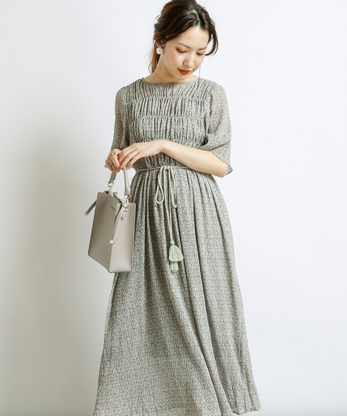 natural couture(ナチュラルクチュール)の「キラッと楊柳シャーリングワンピース(ワンピース・レディース・サックスブルー/グリーン/ブラウン系その他/グリーン系その他/レンガ・FREE)」の4枚目の写真