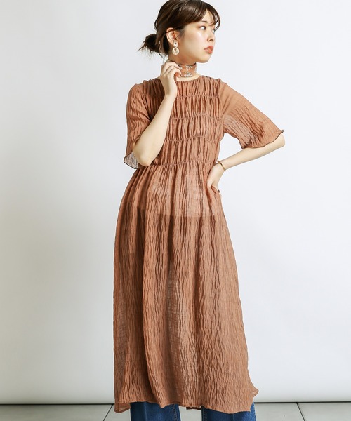 natural couture(ナチュラルクチュール)の「キラッと楊柳シャーリングワンピース(ワンピース・レディース・サックスブルー/グリーン/ブラウン系その他/グリーン系その他/レンガ・FREE)」の19枚目の写真