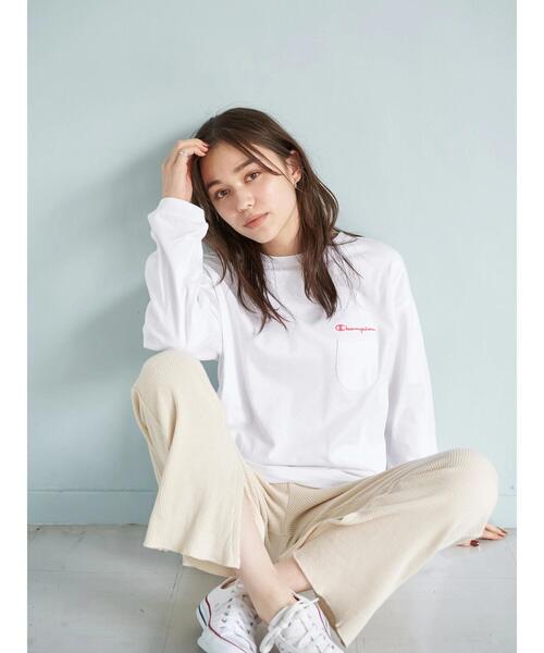 Champion（チャンピオン）の「【別注】Champion×earth　ネオン刺繍長袖Tシャツ ＊（Tシャツ/カットソー・レディース・ホワイト/ブラウン/ピンク・FREE）」の22枚目の写真