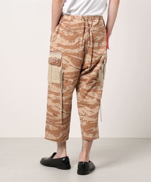WHIZLIMITED（ウィズリミテッド）の「COMB PANTS（カーゴパンツ