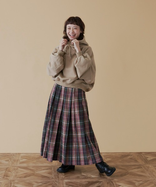 MERLOT（メルロー）の「ボリューム袖裏起毛パーカー（パーカー・レディース・ベージュ/ブラウン/グレー/グリーン/ナチュラル・FREE）」の17枚目の写真