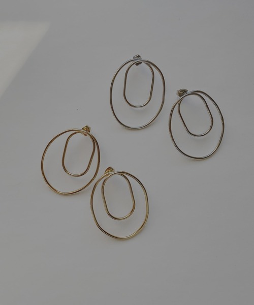 MIELI INVARIANT（ミエリインヴァリアント）の「Double Loop Pierce（ピアス（両耳用）・レディース・シルバー/ゴールド・FREE）」の5枚目の写真