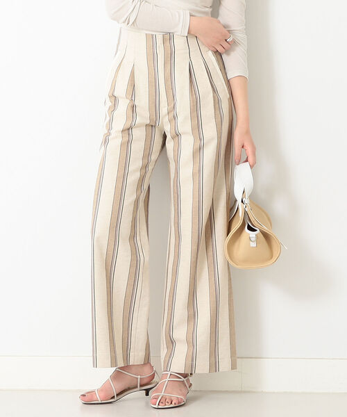 BEAMS LIGHTS(ビームスライツ)の「BEAMS LIGHTS / ストライプ タック ワイドパンツ(その他パンツ・レディース・サックスブルー/ベージュ・36/38)」の3枚目の写真