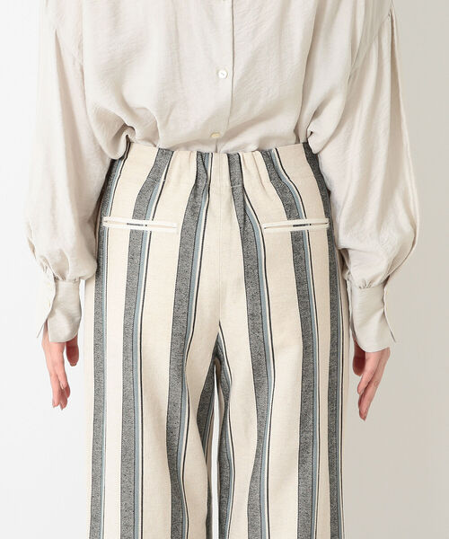 BEAMS LIGHTS(ビームスライツ)の「BEAMS LIGHTS / ストライプ タック ワイドパンツ(その他パンツ・レディース・サックスブルー/ベージュ・36/38)」の4枚目の写真