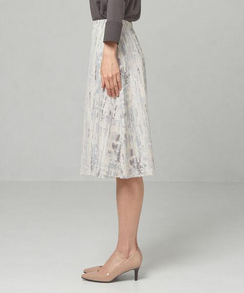 closet story（クローゼットストーリー）の「＜closet story＞□パステル ブラシプリント フレアスカート -手洗い可能-（スカート・レディース・ライトグレー/イエロー・FREE）」の4枚目の写真