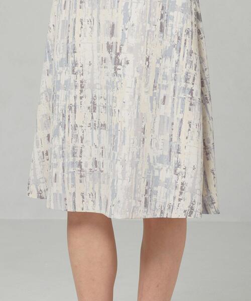 closet story（クローゼットストーリー）の「＜closet story＞□パステル ブラシプリント フレアスカート -手洗い可能-（スカート・レディース・ライトグレー/イエロー・FREE）」の6枚目の写真