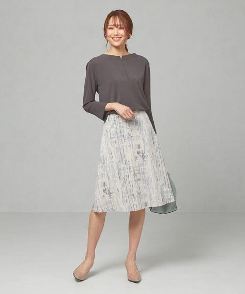 closet story（クローゼットストーリー）の「＜closet story＞□パステル ブラシプリント フレアスカート -手洗い可能-（スカート・レディース・ライトグレー/イエロー・FREE）」の5枚目の写真