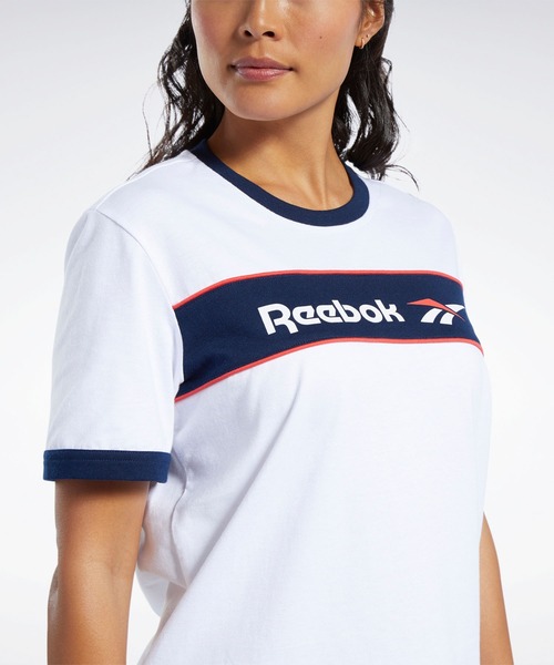 Reebok(リーボック)の「クラシックス リニア Tシャツ / Classics Linear Tee(Tシャツ/カットソー・レディース・ホワイト/ブラック・SMALL/MEDIUM/LARGE/X-LARGE)」の4枚目の写真