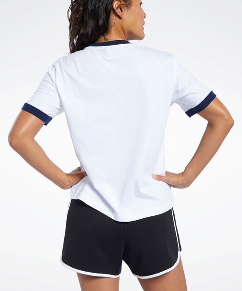 Reebok(リーボック)の「クラシックス リニア Tシャツ / Classics Linear Tee(Tシャツ/カットソー・レディース・ホワイト/ブラック・SMALL/MEDIUM/LARGE/X-LARGE)」の3枚目の写真