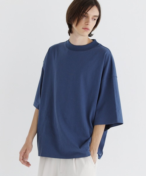 LILL(リル)の「ペールトーンサマーモックネックビッグシルエットロゴTシャツ(Tシャツ/カットソー・メンズ・ホワイト/ライトブルー/ブラック/パープル/ネイビー/グレー系/ブラウン系・S/M/L/XL/XS)」の1枚目の写真