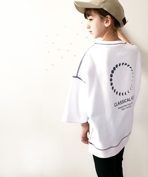classicalelf（クラシカルエルフ）の「月グラフィックプリントで1+ 配色ステッチbigスウェット（スウェット・キッズ・ホワイト/ブラック・130/140/150/160）」の6枚目の写真