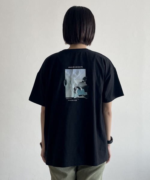 PAGEBOY(ページボーイ)の「モードフォトTシャツ(Tシャツ/カットソー・レディース・オフホワイト/ブラック/チャコールグレー・FREE)」の13枚目の写真