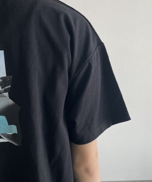 PAGEBOY(ページボーイ)の「モードフォトTシャツ(Tシャツ/カットソー・レディース・オフホワイト/ブラック/チャコールグレー・FREE)」の16枚目の写真