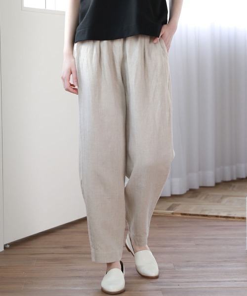 Pao de lo(パオデロ)の「先染めリネンへリンボンパンツ(その他パンツ・レディース・ブラック/ベージュ/オフホワイト・9号/7号)」の3枚目の写真
