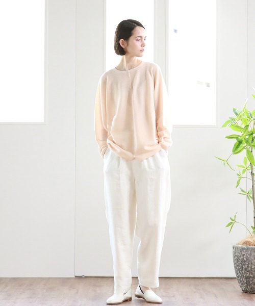 Pao de lo(パオデロ)の「先染めリネンへリンボンパンツ(その他パンツ・レディース・ブラック/ベージュ/オフホワイト・9号/7号)」の9枚目の写真