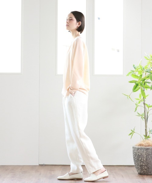 Pao de lo(パオデロ)の「先染めリネンへリンボンパンツ(その他パンツ・レディース・ブラック/ベージュ/オフホワイト・9号/7号)」の6枚目の写真