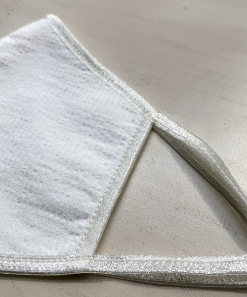 CAPRICIEUX LE'MAGE（カプリシューレマージュ）の「〈洗える〉UV冷感2層構造マスク（マスク・レディース・ライトベージュ/ライトグレー/ベージュ/ホワイト・FREE）」の17枚目の写真