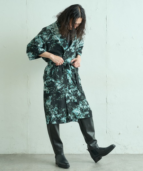 Lui's(ルイス)の「アーティスティックフラワーガウン(シャツ/ブラウス・メンズ・ブラック/ゴールド/ブルー・FREE)」の18枚目の写真