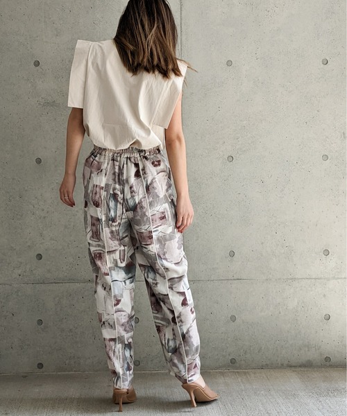 Per sist ence（パーシエンス）の「Per sist ence/パーシエンス　スクエアスリーブシャツ（シャツ/ブラウス・レディース・オフホワイト/ベージュ/ブラック・FREE）」の9枚目の写真