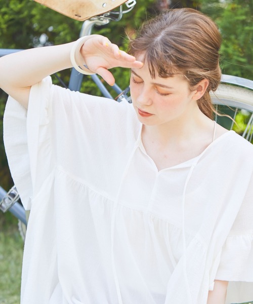 archives（アルシーヴ）の「ウッド細バングル2本set（ブレスレット・レディース・ブラウン・FREE）」の2枚目の写真