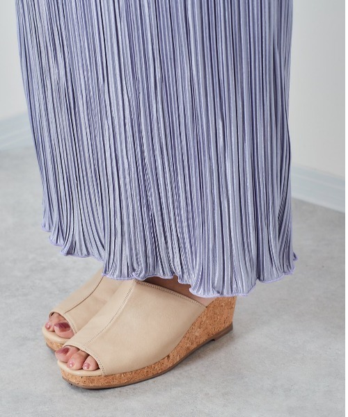 cepo（セポ）の「ランダムプリーツ　タイトスカート（スカート・レディース・ブラック/ブラウン/ブルー・M）」の17枚目の写真