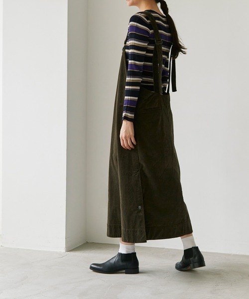 note et silence （ノートエシロンス）の「顔料染コーデュロイ ジャンパースカート（ジャンパースカート・レディース・カーキ/マスタード/グレー・FREE）」の4枚目の写真