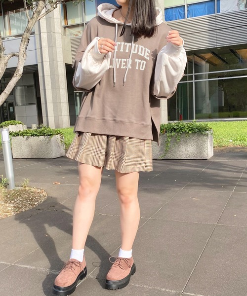 apres jour(アプレジュール)の「レイヤードフーディ【ZOZOTOWN限定アイテム】【8PO】(スウェット・レディース・グリーン/ダークブルー/モカ・X-LARGE/フリー)」の8枚目の写真