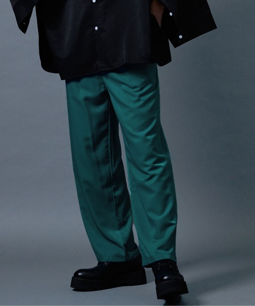 Ellno Loset(エルノロゼット)の「ポリトロトラウザーパンツ(セットアップ対応)(スラックス・メンズ・ブラック/レッド/ブルーグリーン・MEDIUM/LARGE)」の5枚目の写真