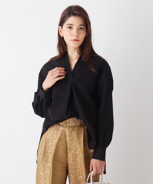 OPAQUE.CLIP（オペークドットクリップ）の「◆Vintageタイプライター　スキッパーシャツ【イージーケア/WEB限定サイズ】（シャツ/ブラウス・レディース・ブラック/ネイビー系2/チャコールグレー/ホワイト系・36/38/40/34/42）」の3枚目の写真