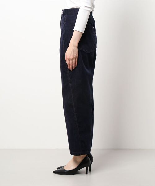 RIVE DROITE(リヴドロワ)の「脚長効果抜群の大人デニム 別珍デニムパンツ(デニムパンツ・レディース・ブラック/ネイビー・FREE)」の3枚目の写真