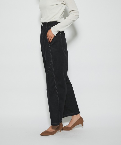 RIVE DROITE(リヴドロワ)の「脚長効果抜群の大人デニム 別珍デニムパンツ(デニムパンツ・レディース・ブラック/ネイビー・FREE)」の6枚目の写真