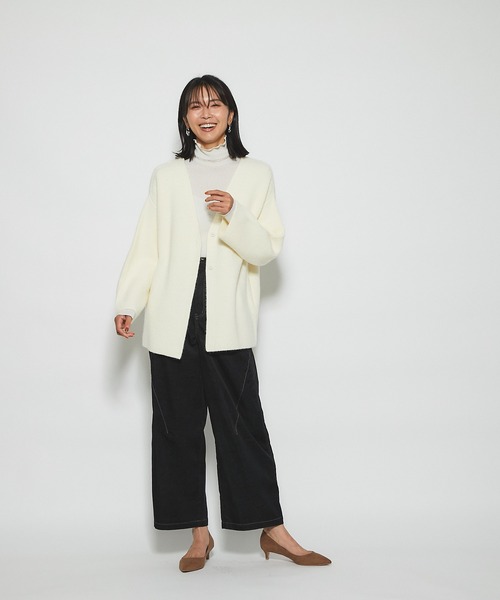 RIVE DROITE(リヴドロワ)の「脚長効果抜群の大人デニム 別珍デニムパンツ(デニムパンツ・レディース・ブラック/ネイビー・FREE)」の8枚目の写真