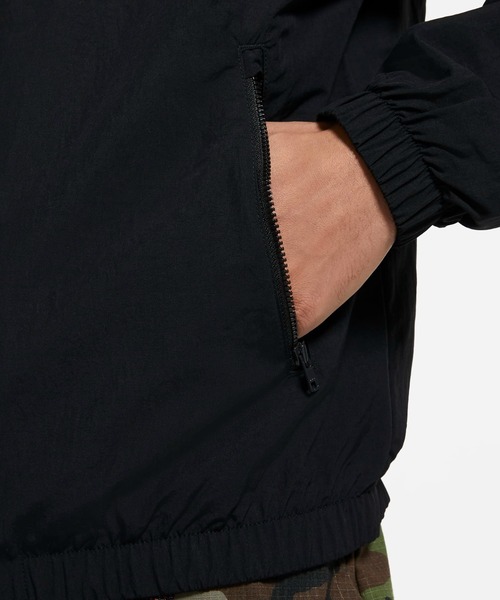 NIKE SB（ナイキエスビー）の「NIKE SB/ナイキエスビー ジャケット CV4306-010（ナイロンジャケット・メンズ・ブラック・XL/M/L）」の6枚目の写真