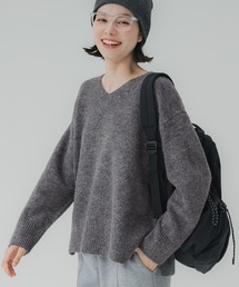 ふあふあヤク風 Vネックニットトップス