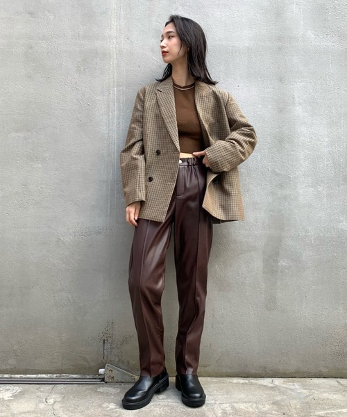 CIAOPANIC（チャオパニック）の「フェイクレザースリムパンツ（その他パンツ・レディース・ブラック/ブラウン/ライトベージュ/オリーブ・SMALL/MEDIUM）」の10枚目の写真