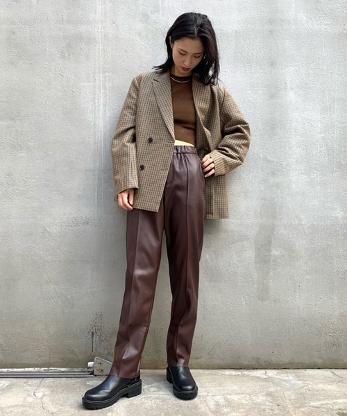 CIAOPANIC（チャオパニック）の「フェイクレザースリムパンツ（その他パンツ・レディース・ブラック/ブラウン/ライトベージュ/オリーブ・SMALL/MEDIUM）」の15枚目の写真