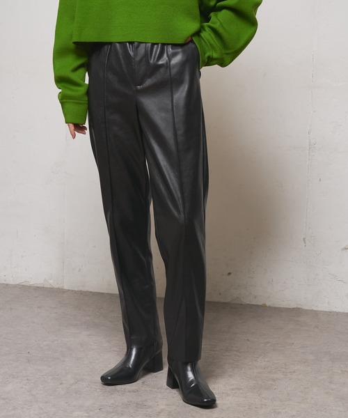 CIAOPANIC（チャオパニック）の「フェイクレザースリムパンツ（その他パンツ・レディース・ブラック/ブラウン/ライトベージュ/オリーブ・SMALL/MEDIUM）」の9枚目の写真