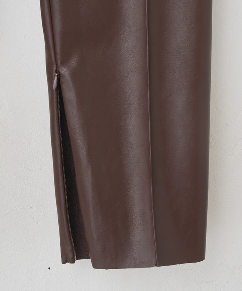 CIAOPANIC（チャオパニック）の「フェイクレザースリムパンツ（その他パンツ・レディース・ブラック/ブラウン/ライトベージュ/オリーブ・SMALL/MEDIUM）」の22枚目の写真