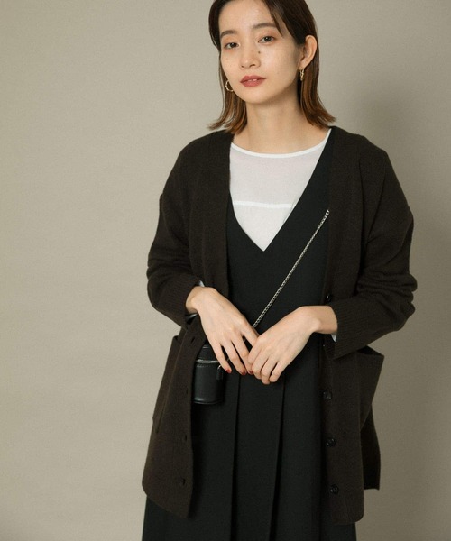 KBF(ケイビーエフ)の「Vネックロングカーディガン(ニット/セーター・レディース・オートミール/ブラウン/グレー・ONE)」の15枚目の写真
