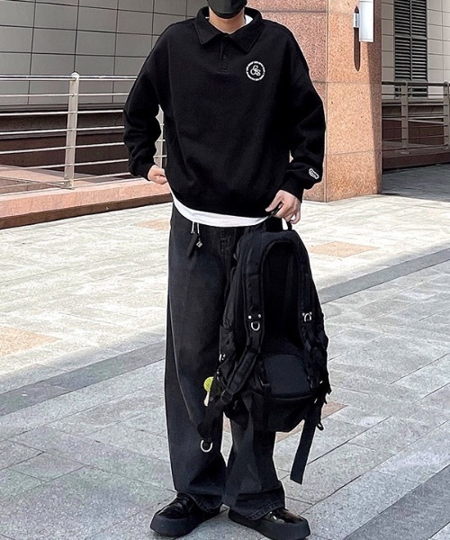 crump(クランプ)の「【crump 】クラシックサークルロゴ カラースウェットシャツ(スウェット・レディース・ブラック/ベージュ/ネイビー・MEDIUM/LARGE/X-LARGE)」の4枚目の写真