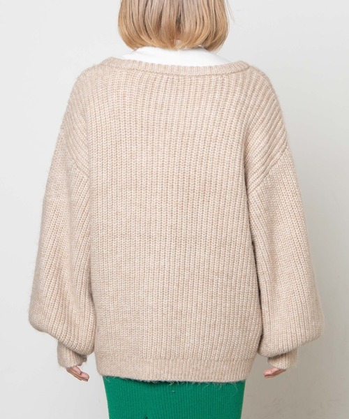 DuKKah(デュカ)の「Dukkah/オーバーサイズカーディガン(カーディガン/ボレロ・レディース・ベージュ/パープル・X-SMALL)」の13枚目の写真