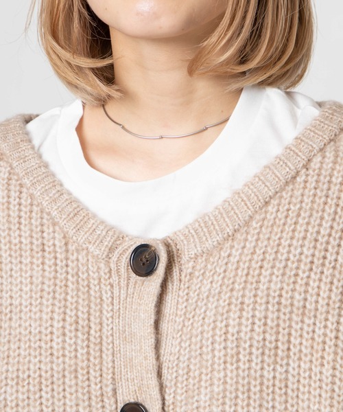 DuKKah(デュカ)の「Dukkah/オーバーサイズカーディガン(カーディガン/ボレロ・レディース・ベージュ/パープル・X-SMALL)」の14枚目の写真