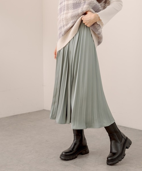 OLIVE des OLIVE(オリーブデオリーブ)の「オトナきれいプリーツスカート(スカート・レディース・ベージュ/サックスブルー/ブルー/アイボリー/ラベンダー・FREE)」の5枚目の写真