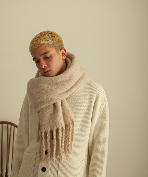 NILWAY（ニルウェイ）の「ボリューミーブークレビッグフリンジマフラー/大判マフラー（マフラー・メンズ・ブラック/グレー/アイボリー/モカ/チャコール・FREE）」の20枚目の写真